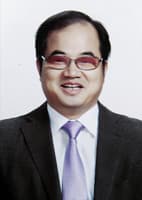 최동익