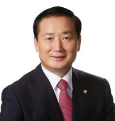 김성찬